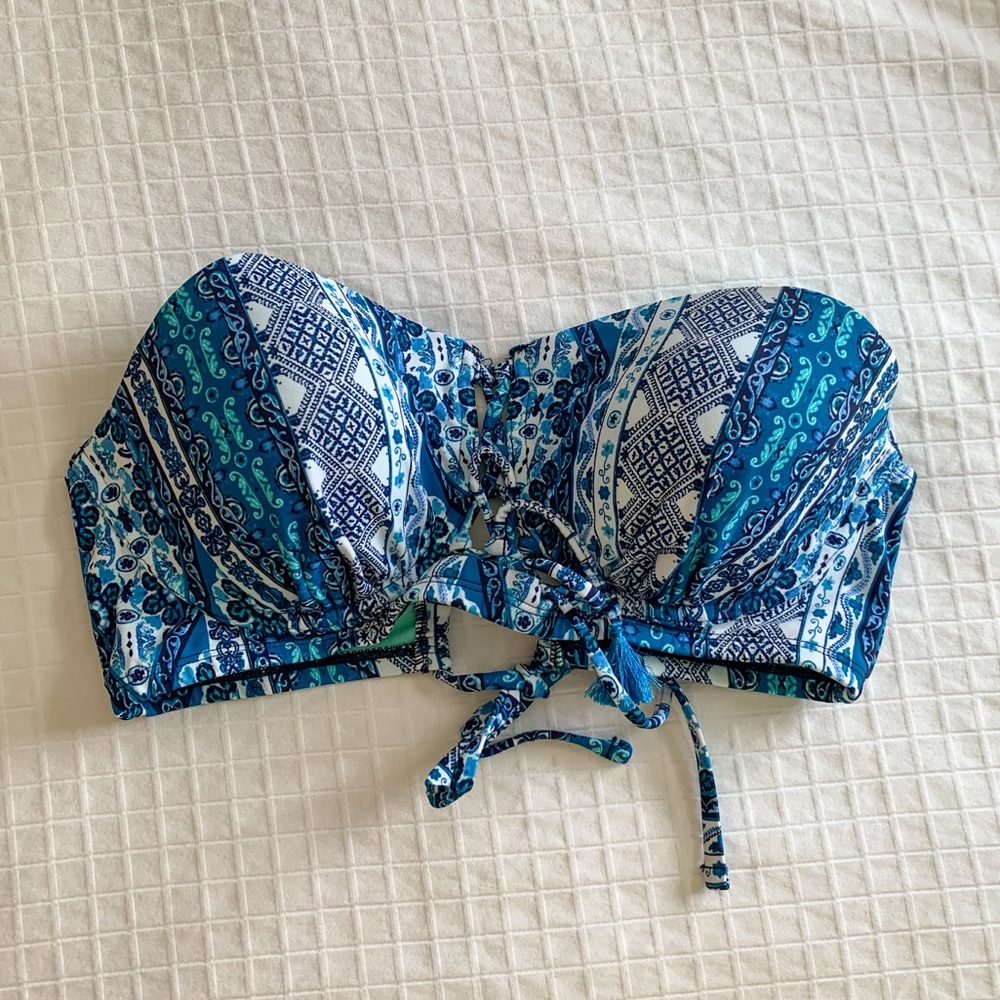 Strapless bikini top